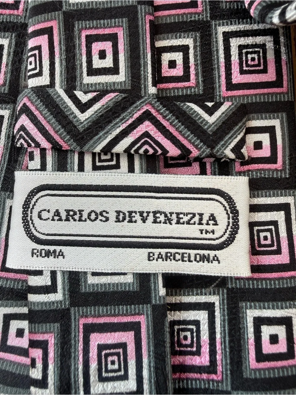 Carlos Devenezia 100% Silk Men’s Tie Geometric Square Pink Black Gray